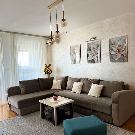 Manhattan Apartman Belvil Belgrade Exterior photo